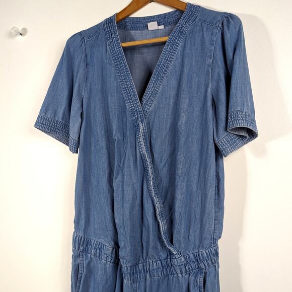 Gap Maternity Jumpsuit Women's Size Medium Lightweight Denim Chambray - Picture 2 of 8